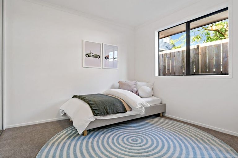 Photo of property in 113a Titirangi Road, New Lynn, Auckland, 0600