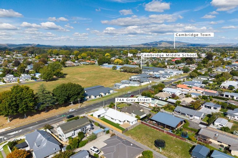 Photo of property in 74a Grey Street, Cambridge, 3434