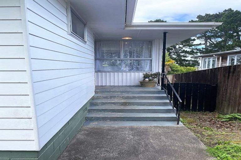 Photo of property in 47 Hartley Terrace, Massey, Auckland, 0614