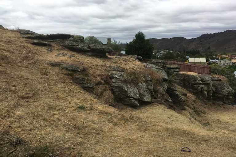 Photo of property in 11 Aronui Road, Bridge Hill, Alexandra, 9320