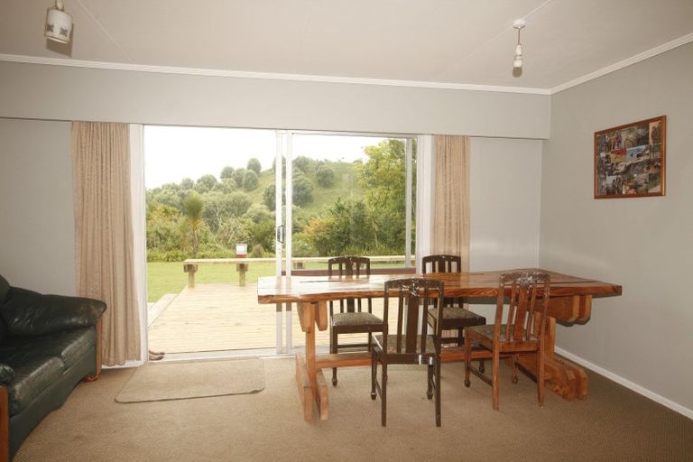 Photo of property in 109 Paremata Branch Road, Tolaga Bay, 4077