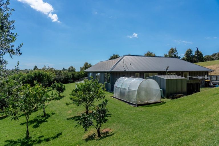 Photo of property in 20 Riverstone Drive, Welcome Bay, Tauranga, 3112