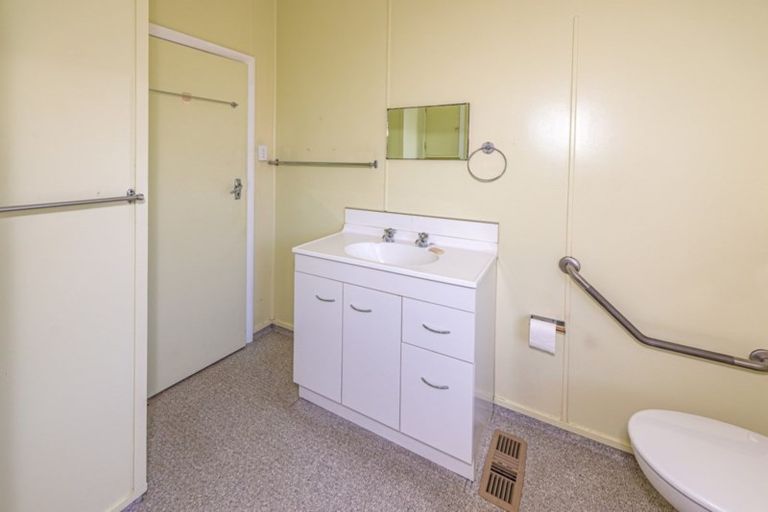 Photo of property in 8 Porritt Street, Saint Johns Hill, Whanganui, 4500