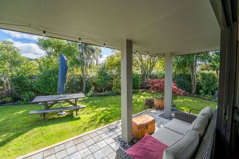 Photo of property in 8a Angus Place, Wakefield, 7025