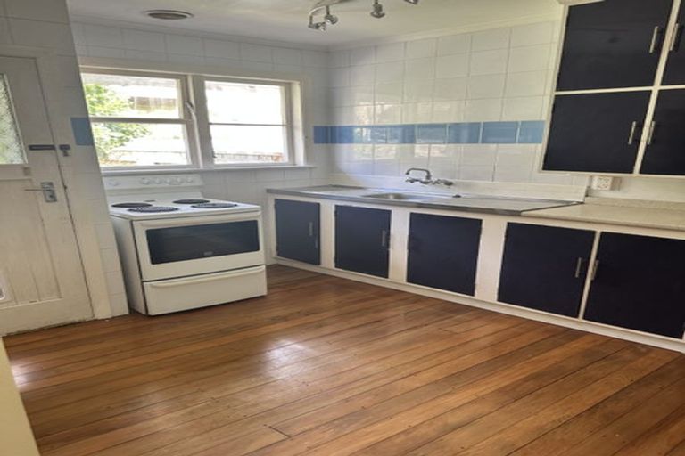 Photo of property in 26 Tawai Street, Trentham, Upper Hutt, 5018