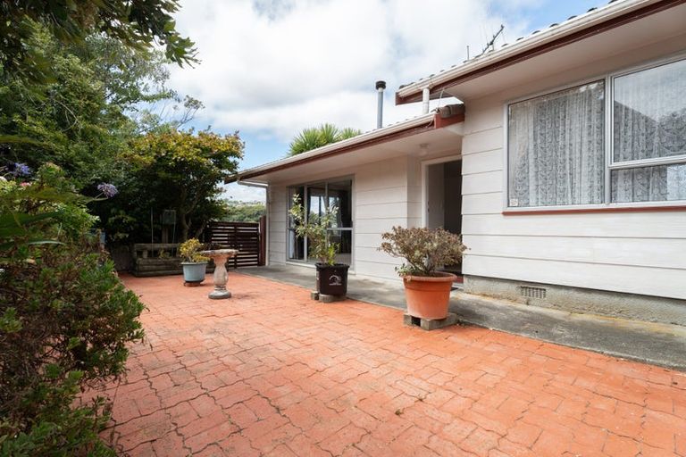 Photo of property in 11 Staithes Drive North, Whitby, Porirua, 5024