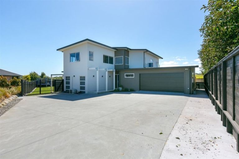 Photo of property in 5d Vardon Way, Waiwhakaiho, New Plymouth, 4312