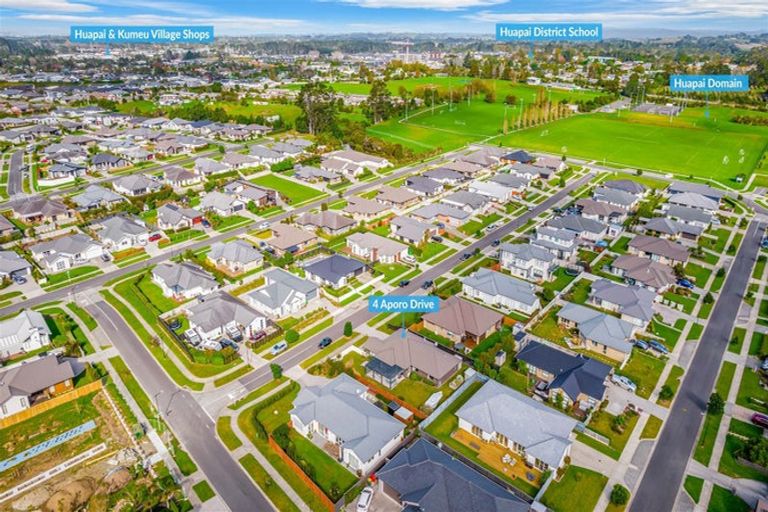 Photo of property in 4 Aporo Drive, Kumeu, 0810