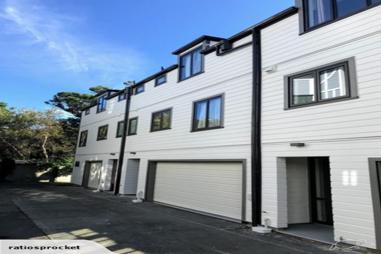 Photo of property in 14/240 The Terrace, Wellington Central, Wellington, 6011