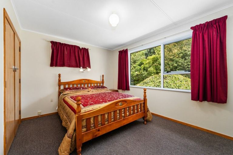 Photo of property in 6 Waugh Street, Kimbolton, 4777