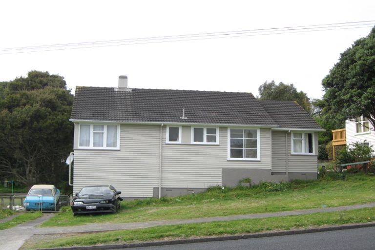 Photo of property in 98 Cook Street, Marfell, New Plymouth, 4310