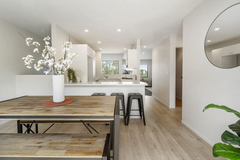 Photo of property in 3/262 Onewa Road, Birkenhead, Auckland, 0626