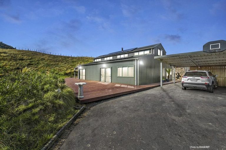 Photo of property in 1029 Ohariu Valley Road, Ohariu, Wellington, 6037