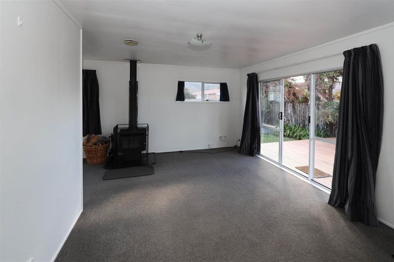 Photo of property in 1 Logan Street, Fairy Spring, Rotorua, 3015