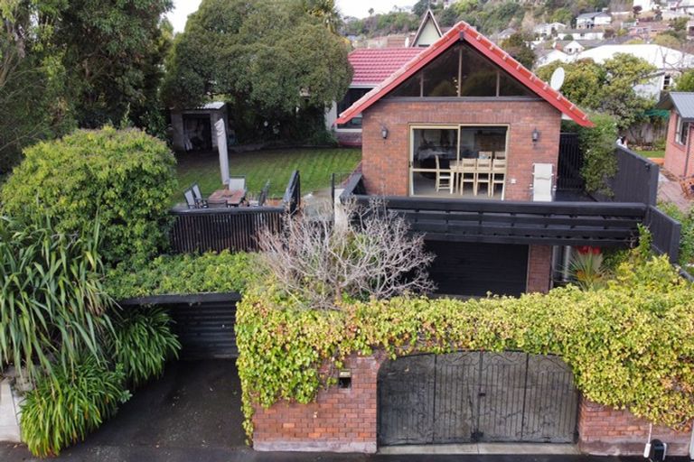 Photo of property in 62 Palatine Terrace, Saint Martins, Christchurch, 8022