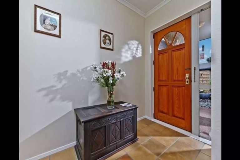 Photo of property in 4 Adelphi Place, Albany, Auckland, 0632