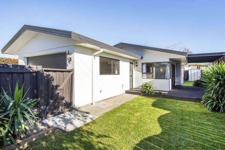 Photo of property in 56a Queen Road, Bellevue, Tauranga, 3110