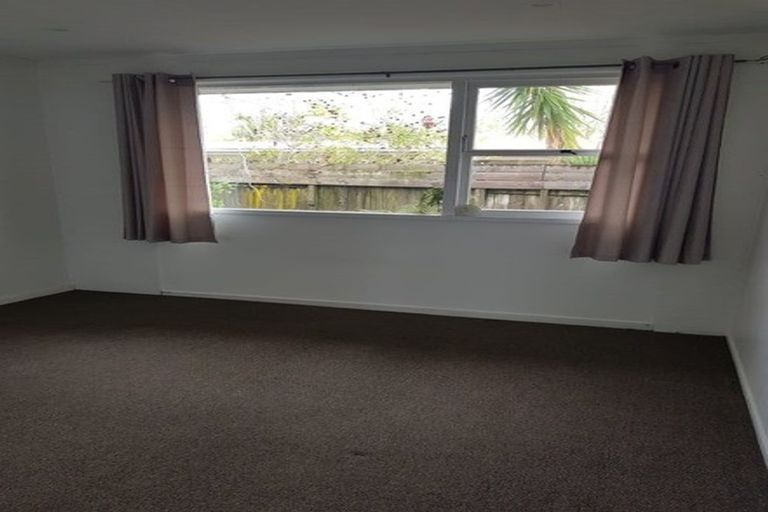 Photo of property in 3/15 Glengarry Road, Glen Eden, Auckland, 0602