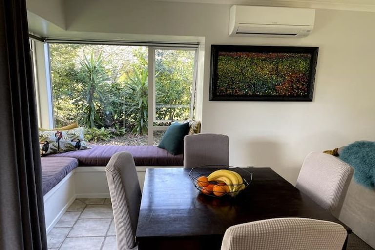 Photo of property in 42 Isobel Road, Greenhithe, Auckland, 0632
