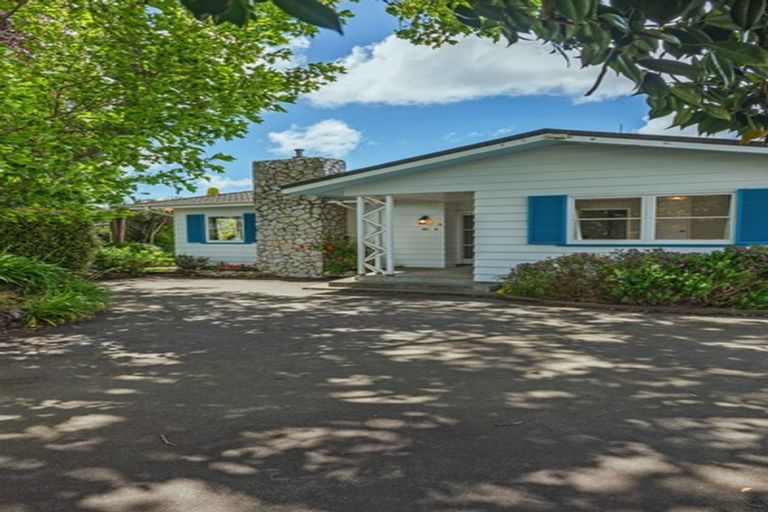 Photo of property in 33 Lincoln Terrace, Hokowhitu, Palmerston North, 4410