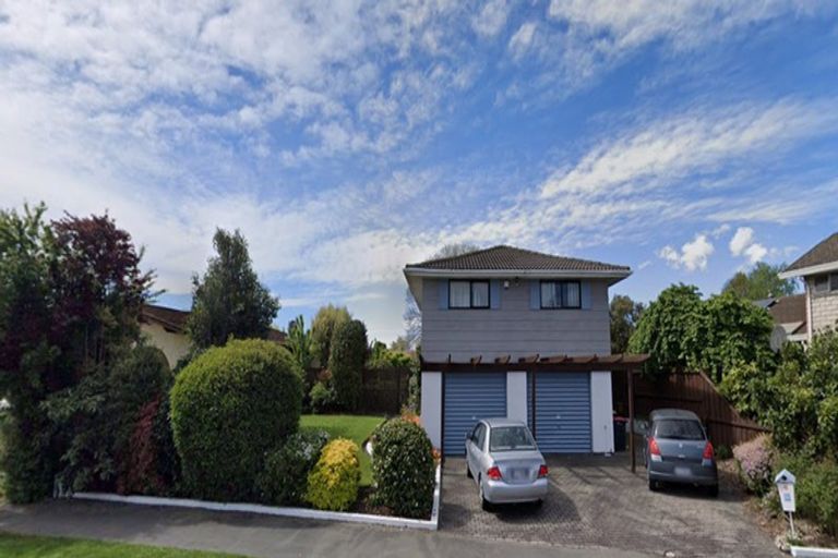 Photo of property in 12 Juniper Place, Burnside, Christchurch, 8053