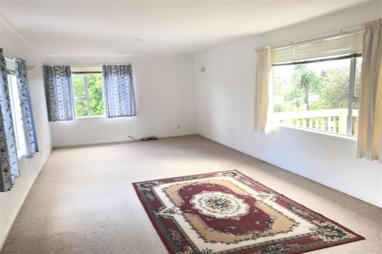 Photo of property in 4 Redwing Street, Browns Bay, Auckland, 0630