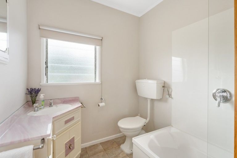 Photo of property in 1/27 Sunset Street, Hilltop, Taupo, 3330