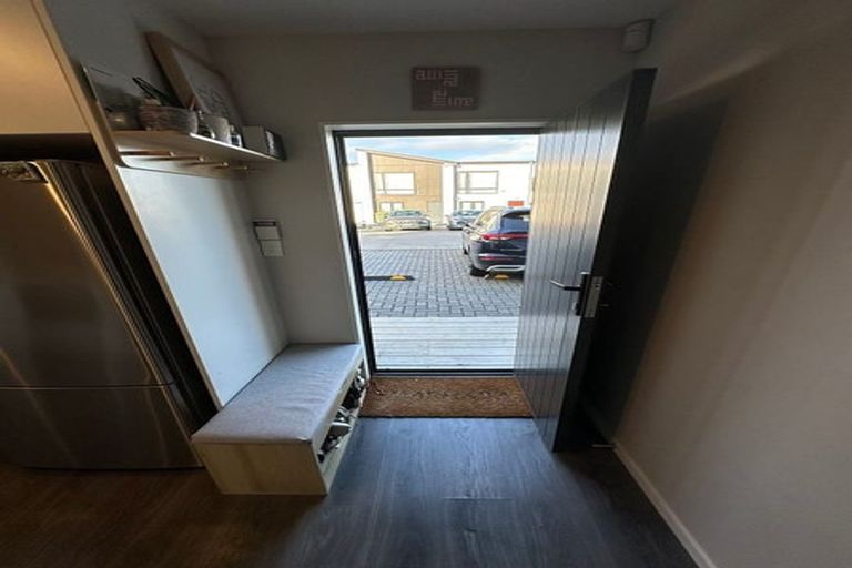 Photo of property in 1d Tarras Road, Kumeu, 0810