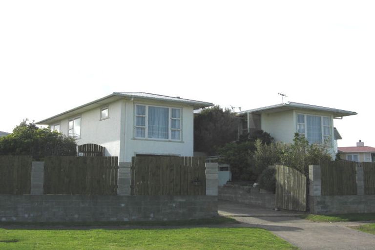 Photo of property in 6 Tainui Street, Castlecliff, Whanganui, 4501