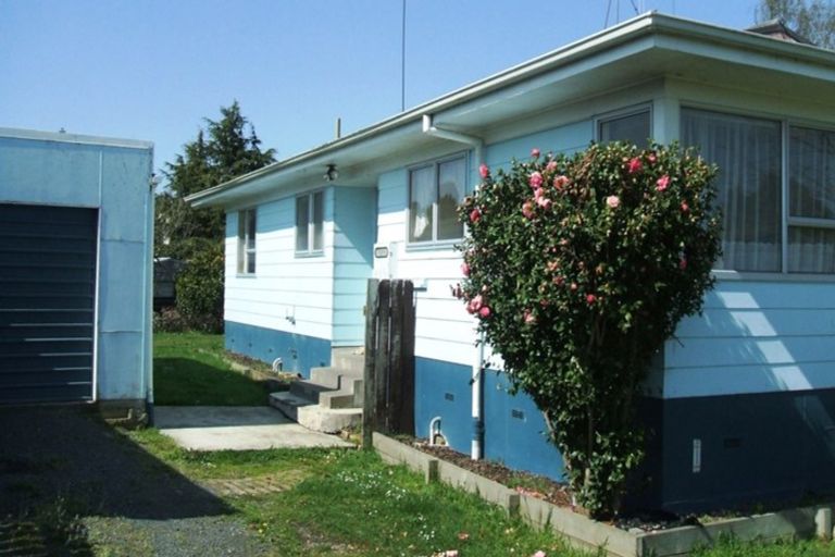 Photo of property in 8 Crescent Court, Melville, Hamilton, 3206