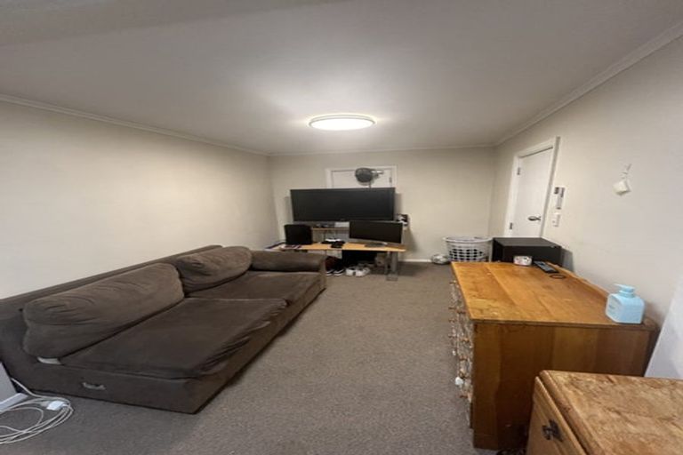 Photo of property in 49 Ponsonby Road, Karori, Wellington, 6012