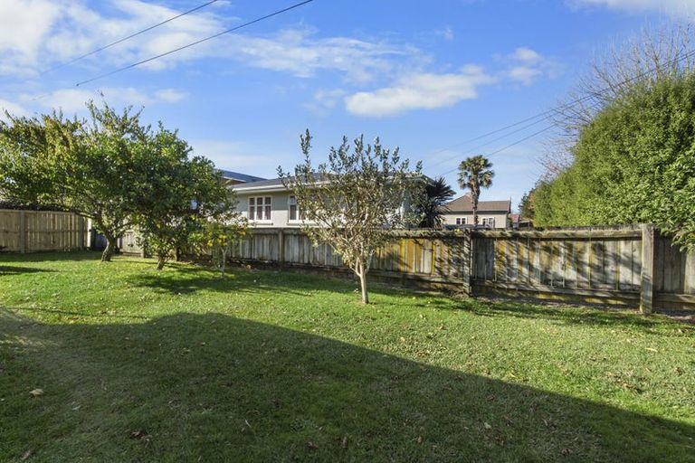 Photo of property in 27 Wellington Street, Hamilton East, Hamilton, 3216