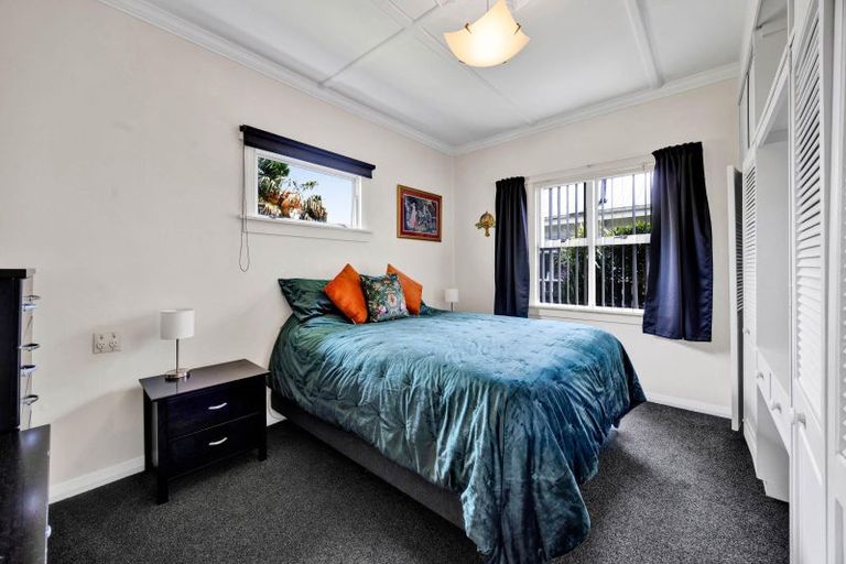 Photo of property in 24 Sanders Avenue, Westown, New Plymouth, 4310