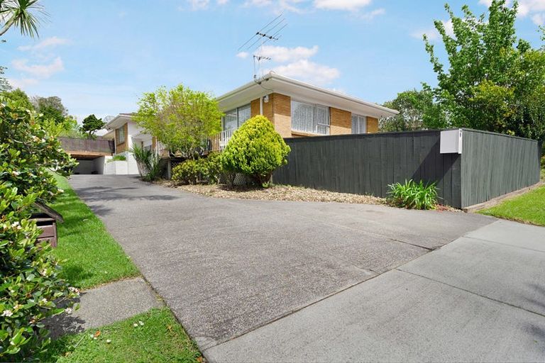 Photo of property in 1/33 Matuhi Rise, Henderson, Auckland, 0612