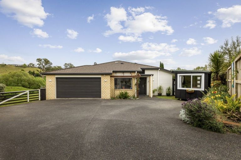 Photo of property in 52 Rosella Drive, Welcome Bay, Tauranga, 3112