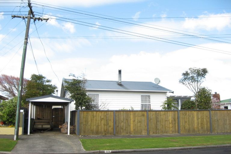 Photo of property in 29 Davies Road, Hurdon, New Plymouth, 4310