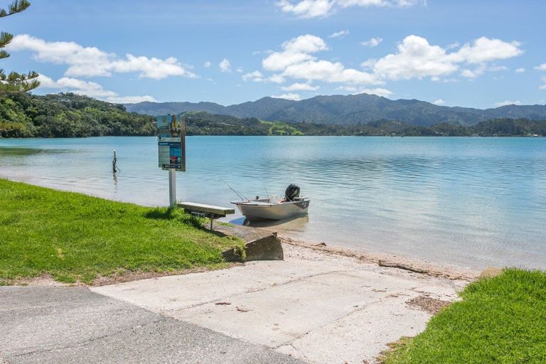 Photo of property in 2700 Wyuna Bay Road, Wyuna Bay, Coromandel, 3581