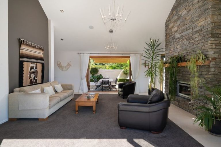 Photo of property in 128 Ferndale Way, Rangatira Park, Taupo, 3384