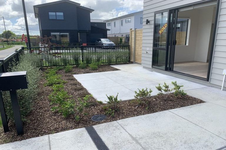 Photo of property in 13 Katikati Drive, Manurewa, Auckland, 2102