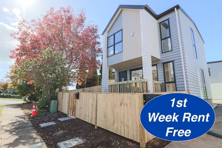 Photo of property in 4a Blue Gum Rise, Sunnyhills, Auckland, 2010