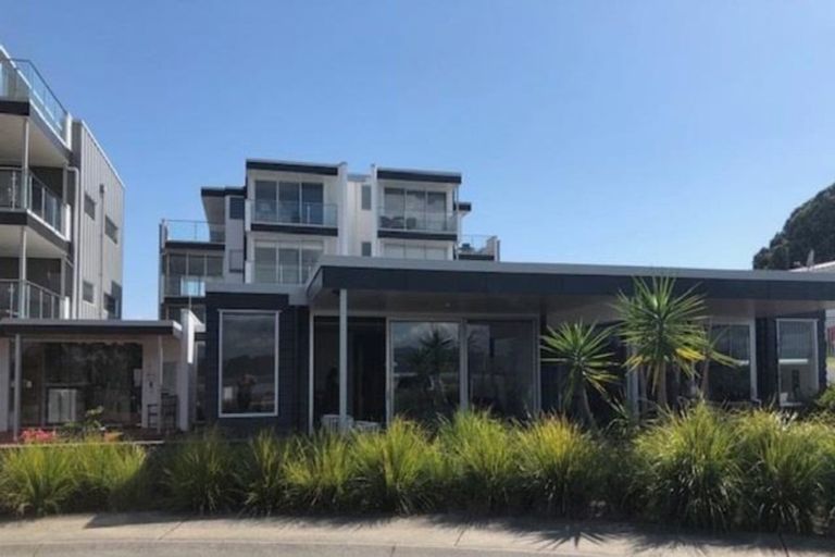 Photo of property in 307 Harbour Drive East, Matarangi, Whitianga, 3592