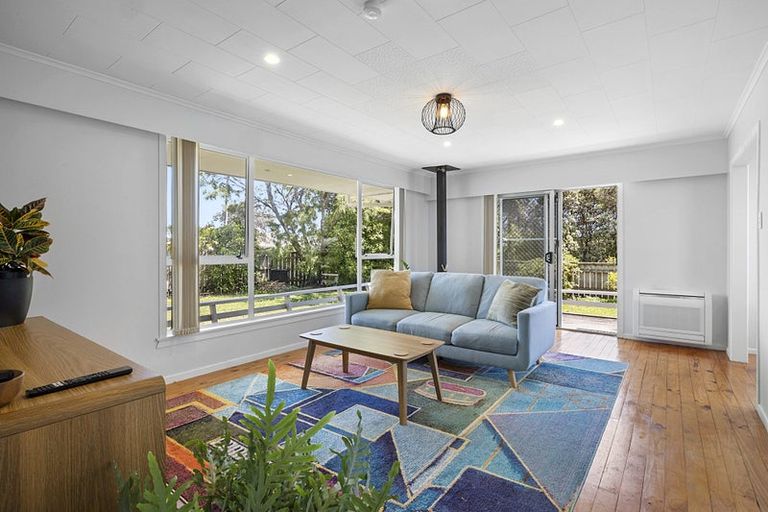 Photo of property in 217 Omata Road, Spotswood, New Plymouth, 4310