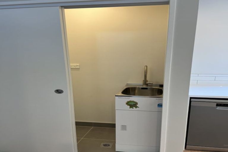 Photo of property in 72 Tukari Lane, Mangere Bridge, Auckland, 2022