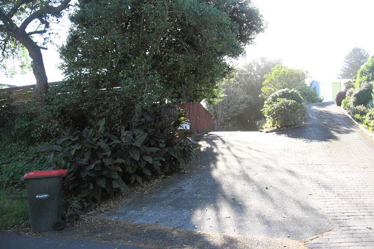 Photo of property in 15 The Crescent, Raumati South, Paraparaumu, 5032