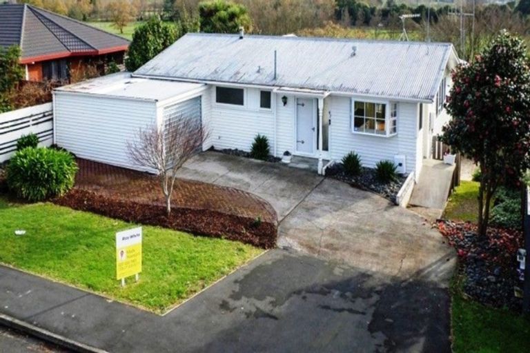 Photo of property in 92 Houchens Road, Glenview, Hamilton, 3206