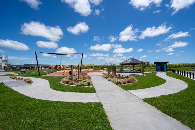 Photo of property in 40 Isobel Hodgson Drive, Cambridge, 3434