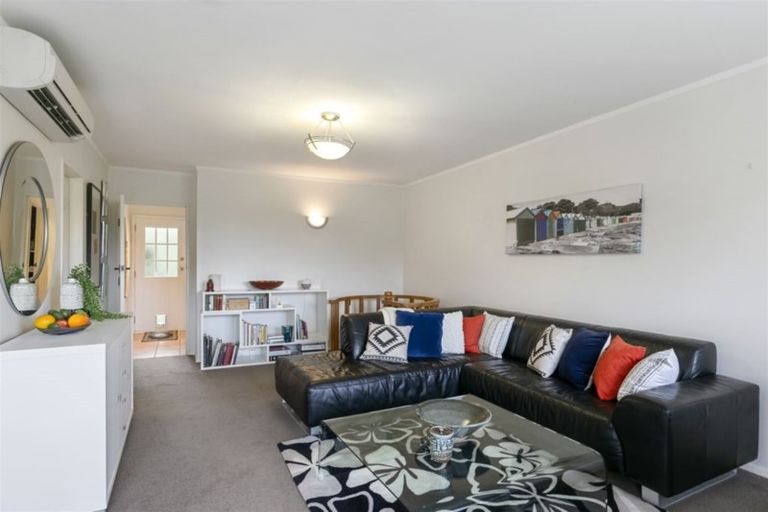 Photo of property in 2a Rosalind Street, Ngaio, Wellington, 6035