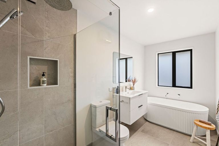 Photo of property in 55b Aorangi Road, Bryndwr, Christchurch, 8053