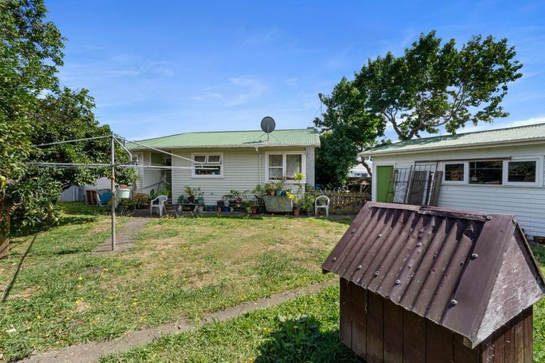 Photo of property in 13 Arran Street, Levin, 5510