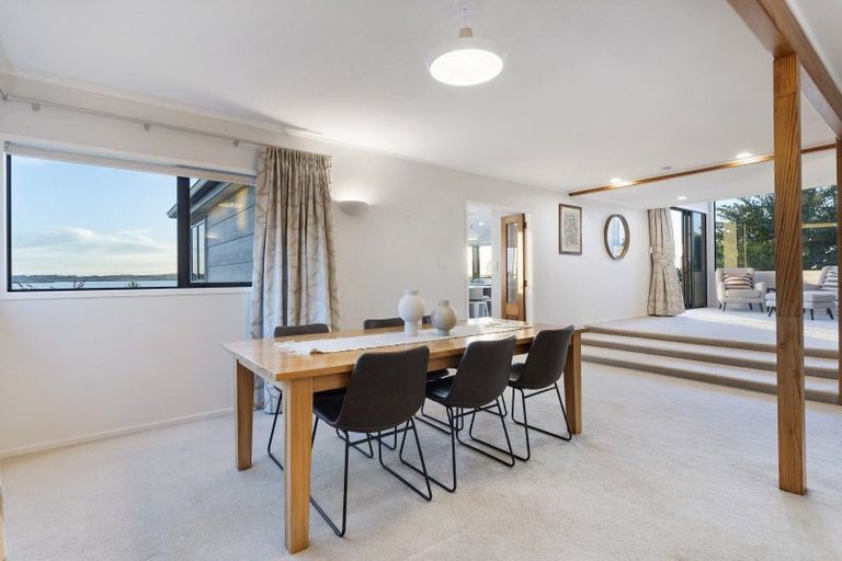 Photo of property in 55 St Annes Crescent, Wattle Downs, Auckland, 2103